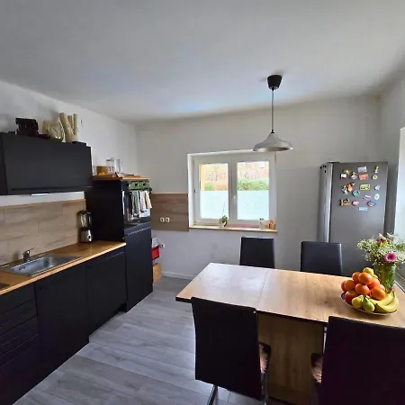 Cozy Bert&hugo Apartment Jesenice